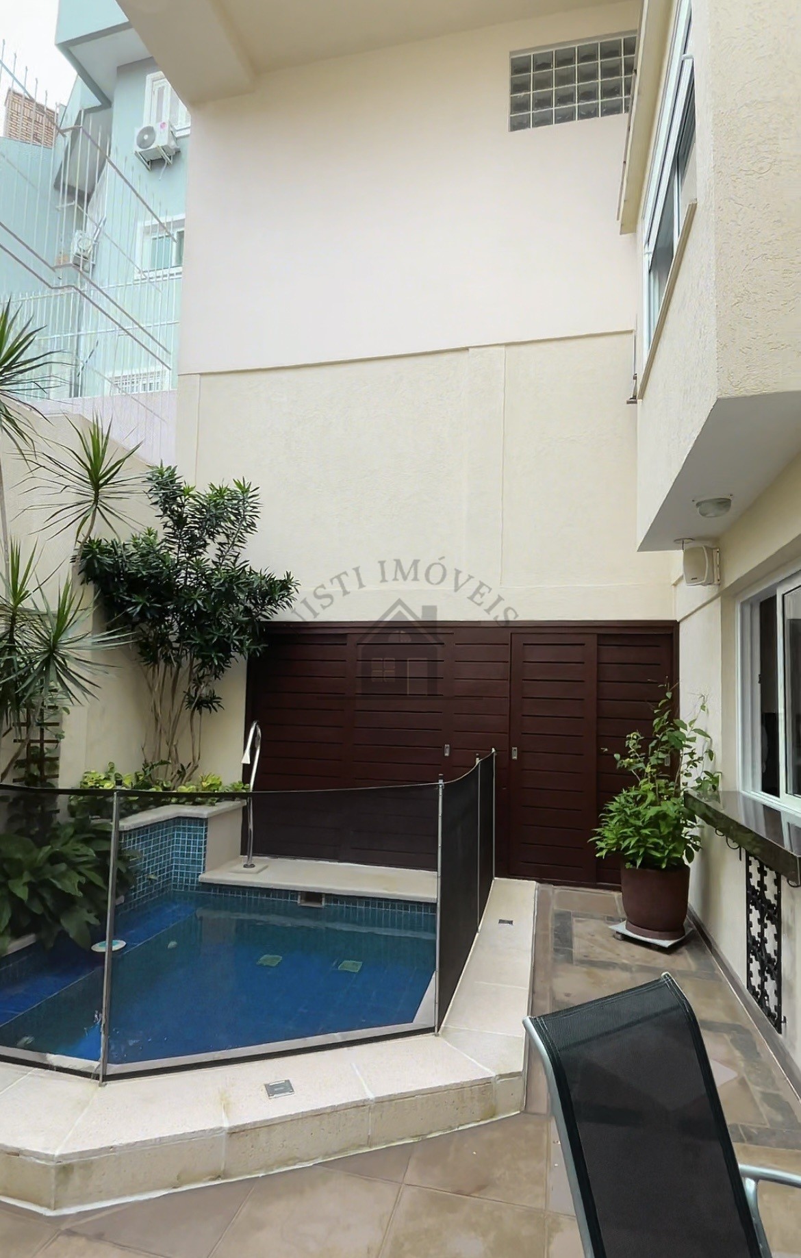 Casa à venda com 3 quartos, 180m² - Foto 11