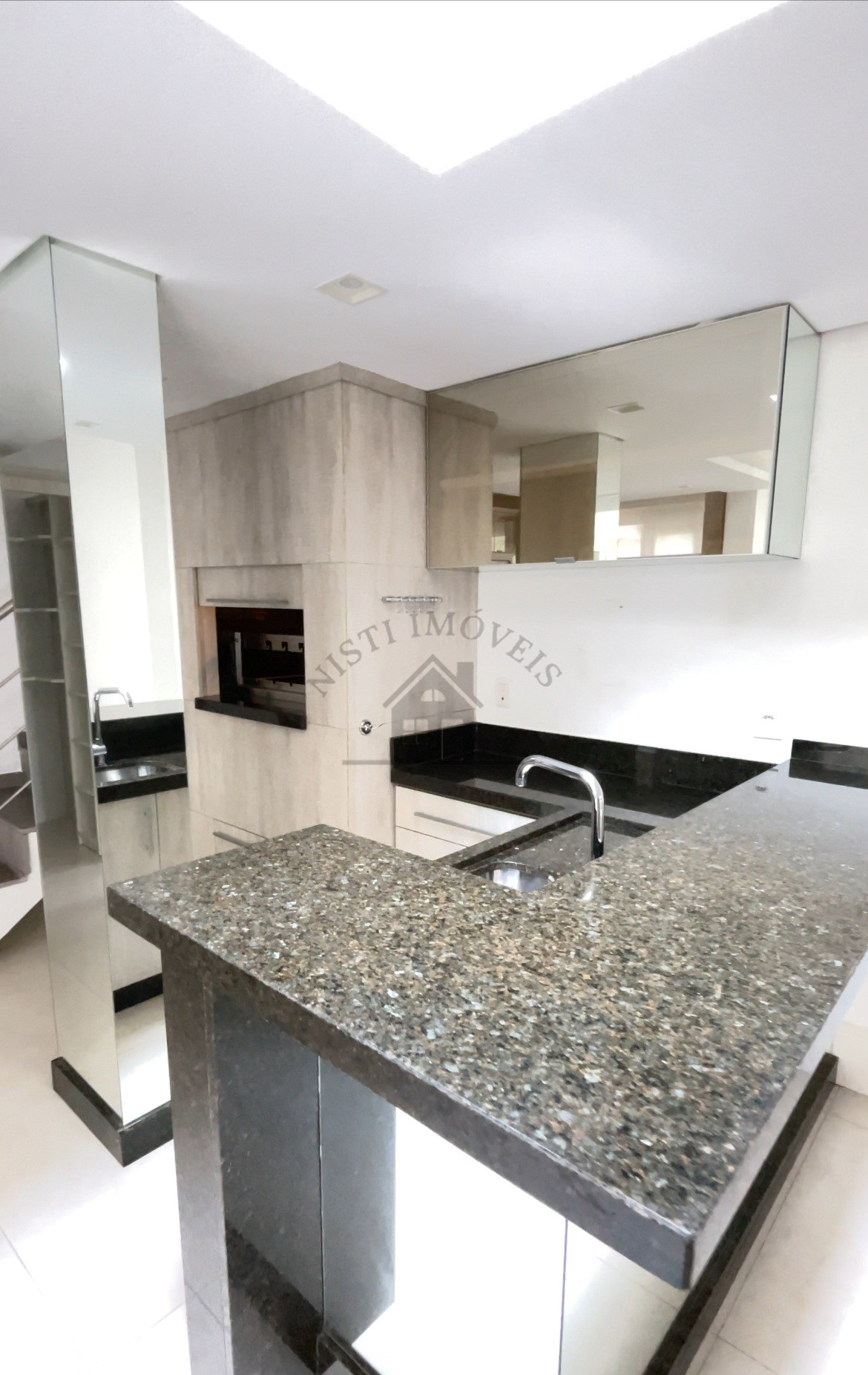 Casa à venda com 3 quartos, 180m² - Foto 16