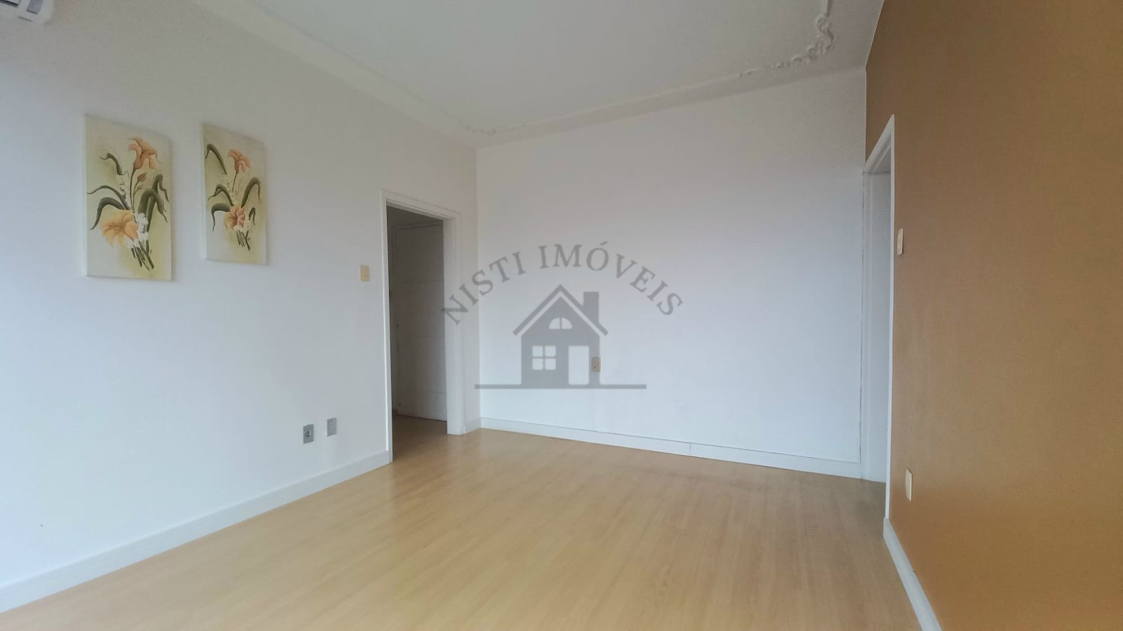 Apartamento à venda com 2 quartos, 74m² - Foto 2